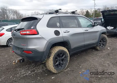 2016 Jeep Cherokee Trailhawk из США, поврежденный, VIN 1C4PJMBS3GW179031